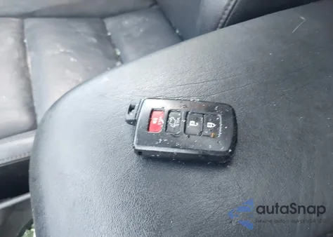 2015 Toyota Rav4 Limited from USA, damaged, VIN JTMYFREV8FJ042011